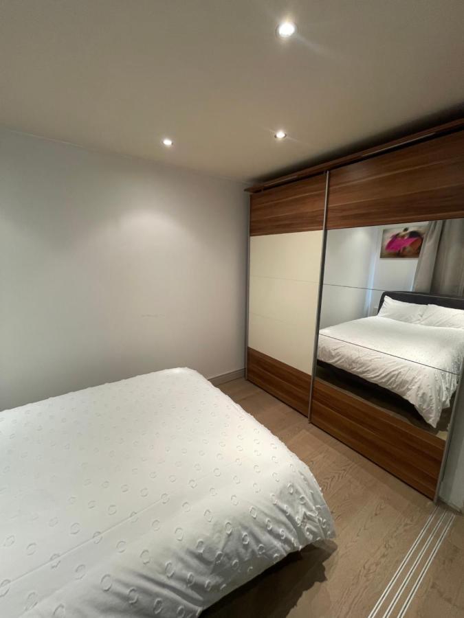Imperial Wharf Chelsea Apartment Octavia House London Exterior foto
